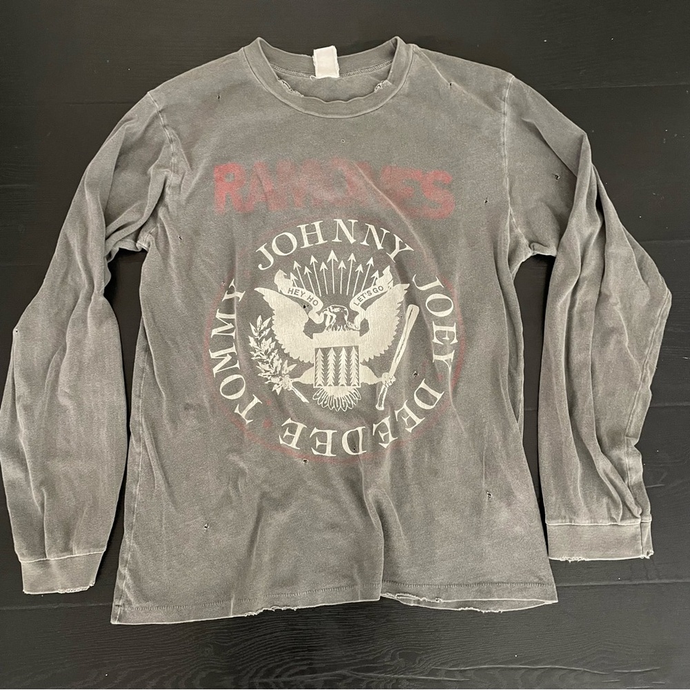 MadeWorn Gray Long Sleeve “Ramones” Band Tee